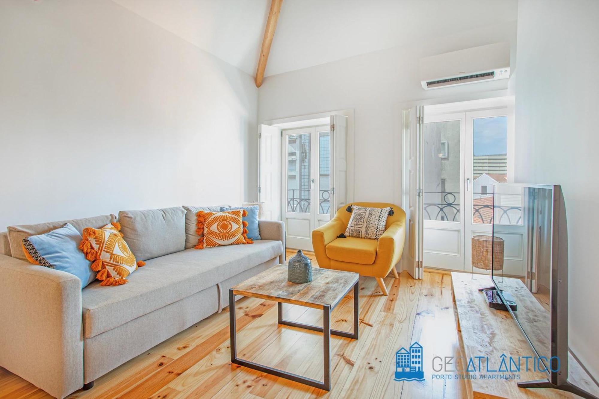 Poveiros Oak Loft - Santo Ildefonso Lejlighed Porto Eksteriør billede