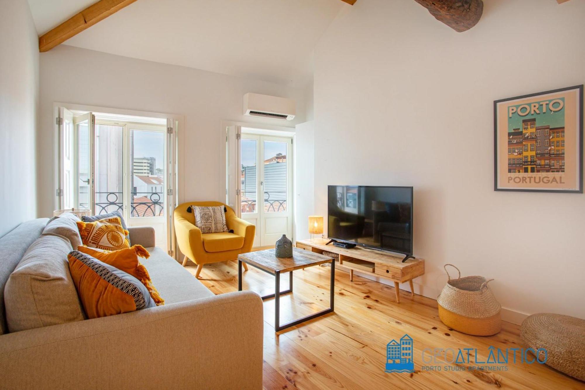 Poveiros Oak Loft - Santo Ildefonso Lejlighed Porto Eksteriør billede